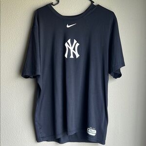 Nike New York Yankees Navy Dri-Fit Shirt